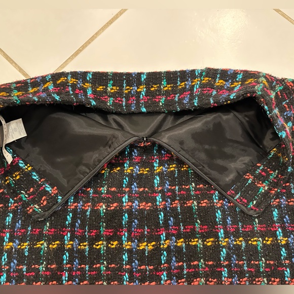 The Limited pencil skirt, size 4 - Picture 4 of 8